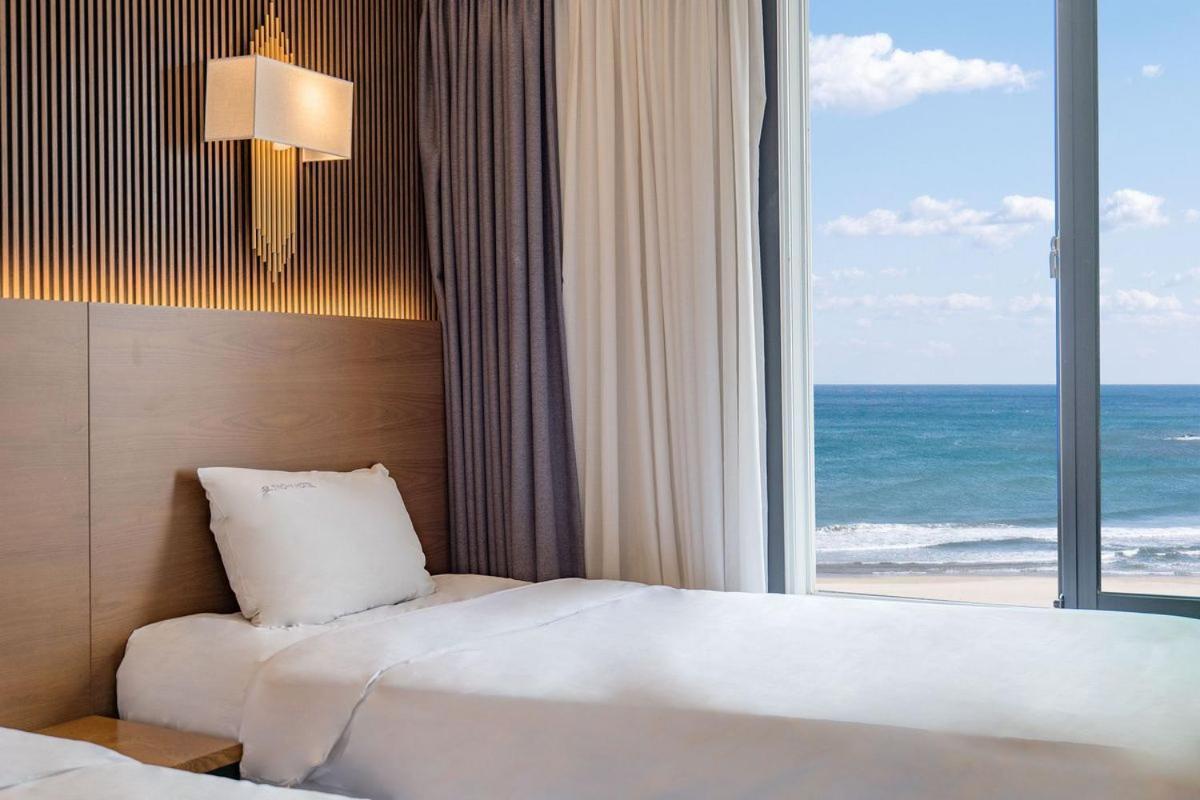 Two Y Hotel Yangyang Buitenkant foto